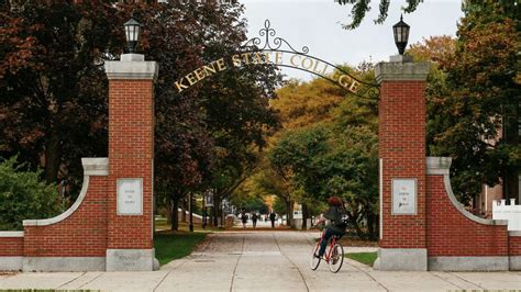 Keene state university new hampshire. Mar 12, 2024 · University System of New Hampshire. Keene State College. B minus. Overall Grade. 4 Year. KEENE, NH. 922 reviews. Apply Now Virtual Tour. … 