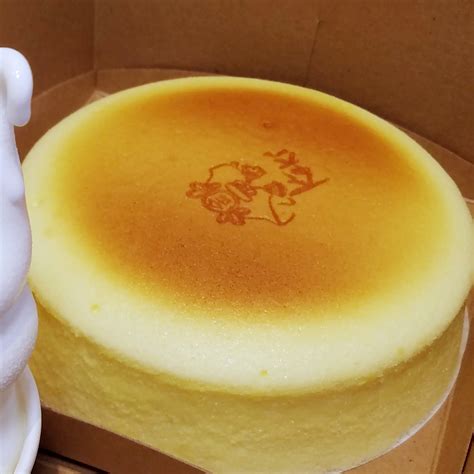 Keki. Keki Modern Cakes. 7,605 likes · 3 talking about this · 339 were here. Simplicity at its best. Specializing in Taiwanese Sponge Cakes (Castella Keki) & Japanese Cheese Cake Shipping Nationwide on... 
