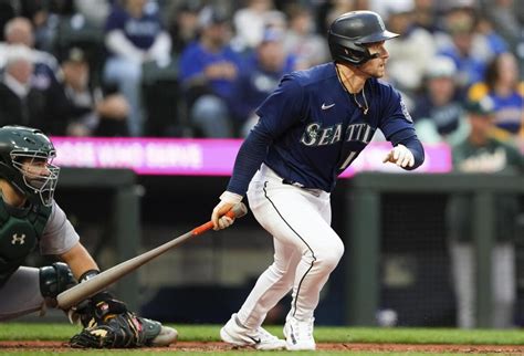 Kelenic, Rodríguez, Castillo lead Mariners to 11-2 rout over A’s
