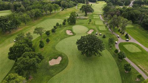 Keller golf course. Keller is a fun 18 hole regulation course located at the Keller Golf Course facility in Saint Paul, MN. From the longest tees it features 6,566 yards of golf for a par of 72. The … 