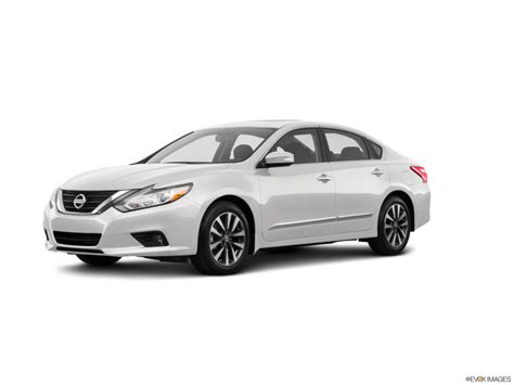 VC-T Edition One Sedan 4D. $36,675. $22,009. For reference, the 2019 Nissan Altima originally had a starting sticker price of $24,925, with the range-topping Altima VC-T Edition One Sedan 4D .... 
