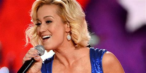 Kellie Pickler is an American country music singer and TV personality who gained fame as a contestant on American Idol in 2006. Since then, she has released Notification Show More. 