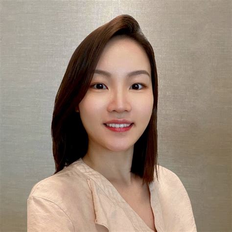 Kelly Charlotte Linkedin Leizhou