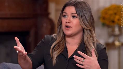 Kelly Clarkson responds to report claiming daytime talk show a toxic workplace