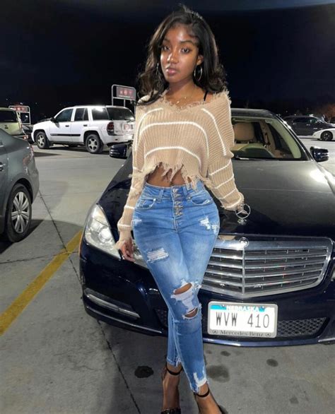 Kelly bhaddy. Viral internet sensation Kelly Bhadie has surfaced on the internet again after her viral dance move trend went down the drain. In a video sighted by YEN.com.gh, she … 