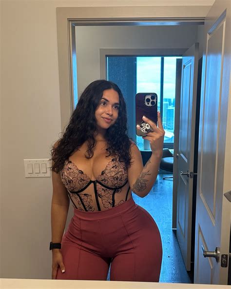 Kellymariev_ Onlyfans Leak [PPV] 🍑 22 Vids