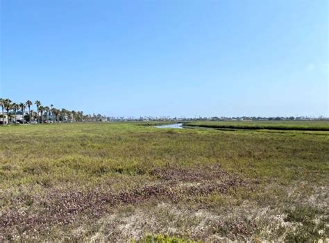 Kellys Slough National Wildlife Refuge - FWS.gov