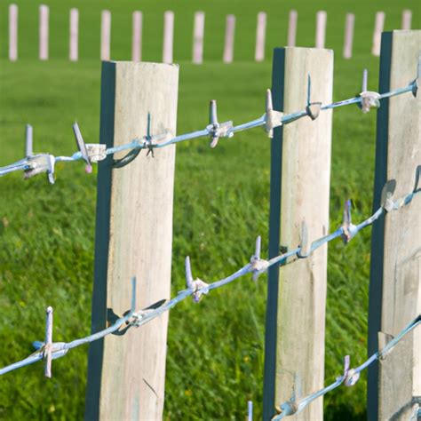 Kencove fence. Economical insulator for wood posts. Accommodates 9 - 22 gauge high-tensile steel wire and aluminum wire, all polywire, polyrope, and polytape up to ¼". Keeps wire 1" away from the post. Nails included. Made in the USA. Black, Pack 25. $2.12. Add. Yellow, Pack 25. 