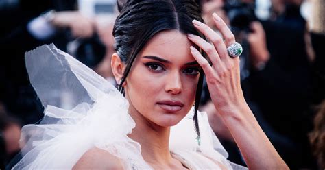  Kendall Jenner Leaked Nudes photos & videos. EroMe is the best place to share your erotic pics and porn videos. Every day, thousands of people use EroMe to enjoy free photos and videos. . 