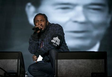 Kendrick Lamar plays abbreviated set at ACL Friday