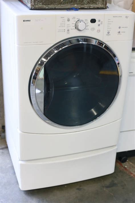 A Kenmore dryer, that is not heating, may be fixed by replacing a faulty heating element, a bad fuse, or a thermostat that is not working correctly. If these quick …. 