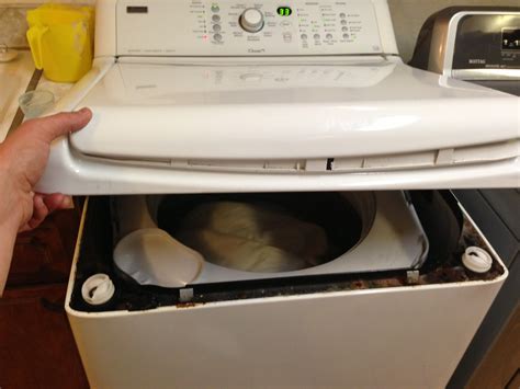 Kenmore washer off balance. Feb 25, 2019 · 7. Push the washing machine back into place and check the level in both directions one more time. Plug the machine back in. After you are satisfied that the machine is level at the front, back and from side to side, insert a new load to run it through a wash cycle to ensure the washer no longer walks across the room. 