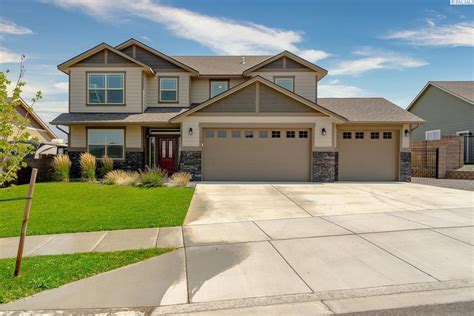 Kennewick wa real estate. Kennewick, WA Real Estate and Homes for Sale. Newly Listed Favorite. 10035 W 9TH PL, KENNEWICK, WA 99336. $385,995 3 Beds. 3 Baths. 1,657 Sq Ft. 