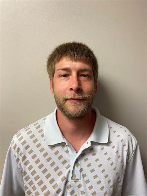 Offense 1. Time service requirement: ASSAULT-3RD DEGREE-INMATE ASSAULT ON CORRECTIONS EMPLOYEE. Incomplete offense information found. Indictment #: 19-CR-37. <>Crime Date: 10/20/2018. Conviction Date: 12/02/2019. Conviction County: Oldham. Indictment Count: 001..
