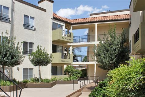 Kenwood mews. Kenwood Mews Apartments, Burbank. 625 likes · 8 talking about this · 686 were here. Kenwood Mews has newly renovated apartments that include brand new GE appliances, new kitchen cabinet 