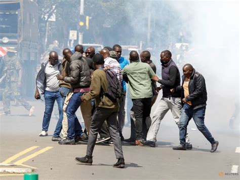 Kenyan opposition politicians arrested, tear gassed during protests