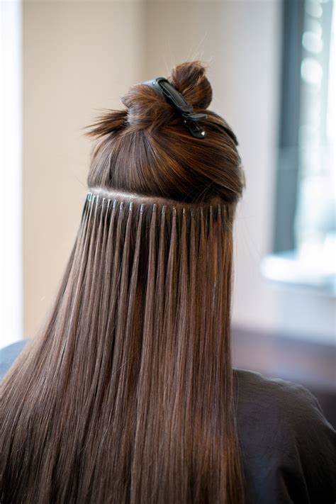 Keratin extensions. An Australian Company selling top quality, sourced meticulously to provide long-lasting, tangle-free extensions made from 100% Remy hair.. Despite their high quality, they remain affordable, emphasising competitive pricing for exceptional value. 