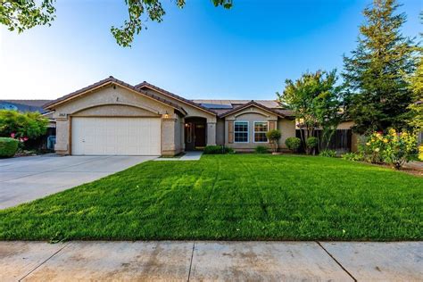 Kerman homes for sale. Welcome to your Custom-built dream home in the countryside of Kerman. This stunning 4-bedroom, 2.5-bathroom roughly 2,700 square foot home with 1.35 acres. 