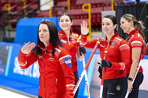 Kerri Einarson wins Canadian women