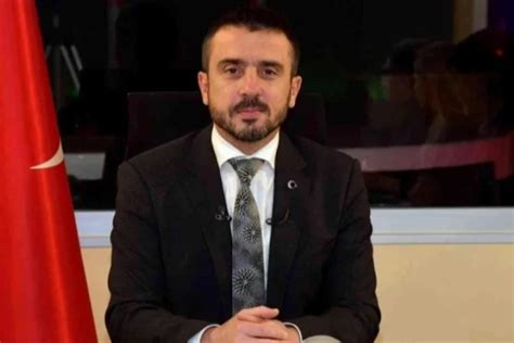 Kestel Belediye Başkanı Önder Tanır AK Parti'den istifa etti