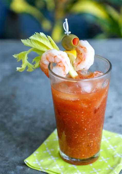 Keto Bloody Mary - Easy Low Carb Brunch Cocktail