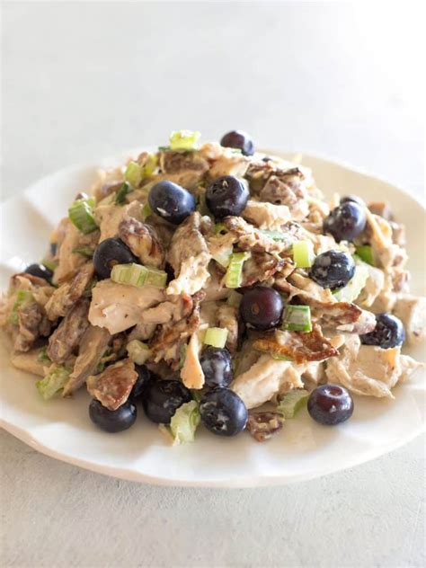 Keto Blueberry Pecan Chicken Salad - The Girl Who Ate Everything