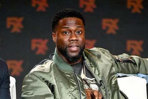 Kevin Hart ends up in wheelchair after being ‘dumbest man alive’ for trying to race former Pats RB Stevan Ridley