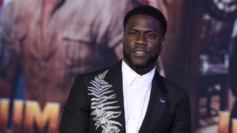 Kevin Hart will receive the Kennedy Center's Mark Twain Prize for lifetime achievement in comedy