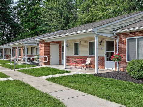 Key Bank on 58 N Maple St in Orwell, Ohio (OH)