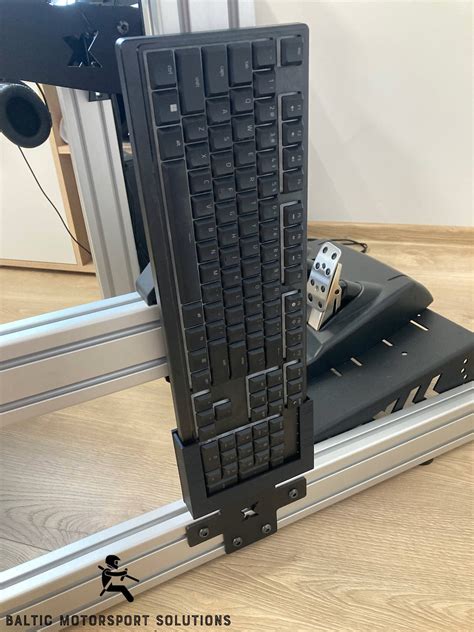 Keyboard holder for sim rig.  One size &ndash; 500&times;200 mm &ndash; to fit most keyboards.  Cl...