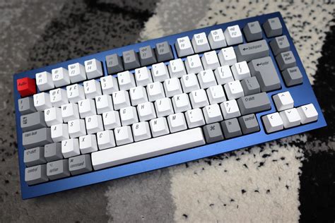 Keychron software. Keychron K1 SE is an ultra-slim wireless mechanical keyboard. With low profile Gateron or Keychron Optical red, blue, brown, banana, mint switches. Wireless and type-c wired mode. Mac layout, compatible with Mac, Windows. Aluminum frame. 18 types of RGB backlight included white LED. 