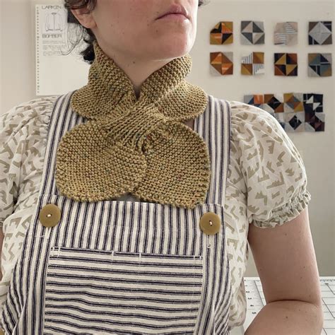 Keyhole Scarf free tutorial by Northside Knit Co NOT A PRIMARY COLOR