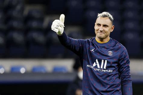 Keylor Navas accueille des réfugiés ukrainiens chez lui