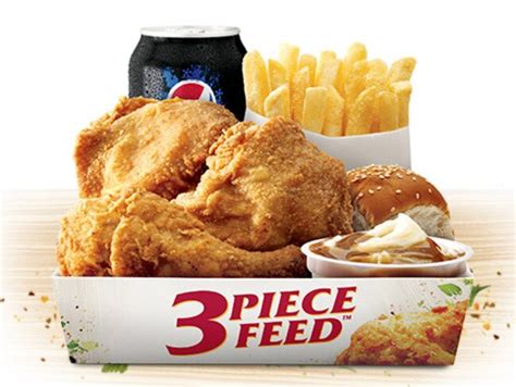 There are 568 calories in each serve of KFC Large Chips . Since each serve weighs 240 grams, there are 237 calories per 100g of KFC Large Chips. To find calories and other nutrition information for different quantities, simply use the interactive panel below:. 