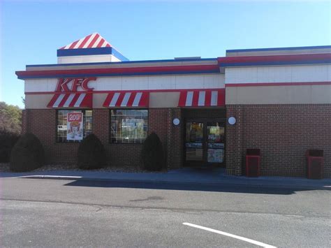 There is presently a total number of 4 KFC branches open near Woodstock, Shenandoah County, Virginia. ... KFC Woodstock, VA. 321 West Reservoir Road, Woodstock. Open ...