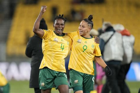 Kgatlana’s late clincher sends South Africa into the last 16 over Italy at the Women’s World Cup