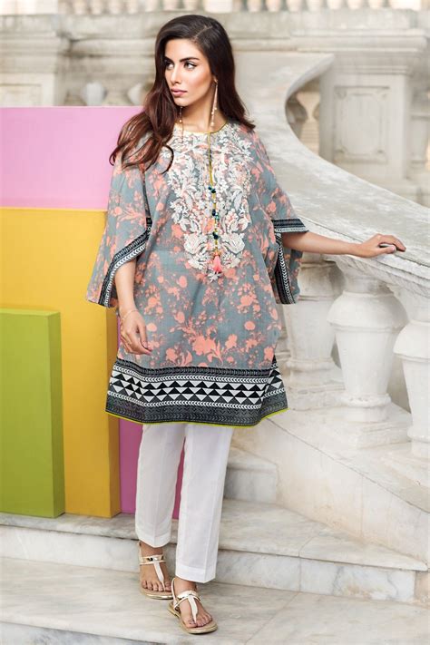 Discover clothing for women at Khaadi online. Find the latest fashion pieces in new arrivals, fabrics and ready to wear.. 