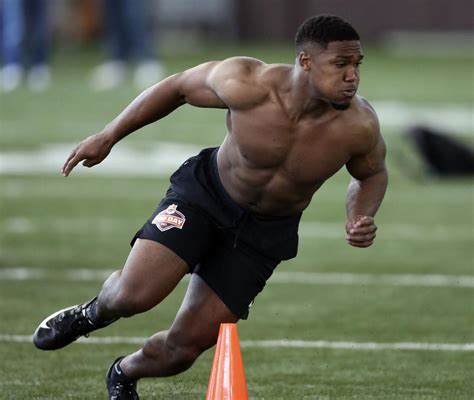 Weight. 212. Arms. 31 1/4. Hands. 8 1/2. Experience. 3. College. ... Bears running back Khalil Herbert is hoping to assert himself as Chicago's starter after the team added three more RBs in the .... 