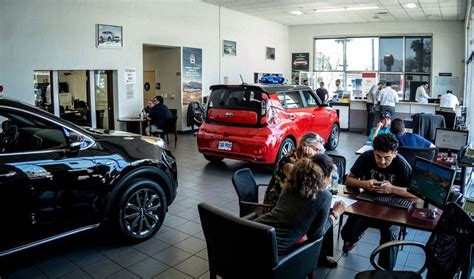 Kia of glendale. View new, used and certified cars in stock. Get a free price quote, or learn more about Car Pros KIA Glendale amenities and services. 