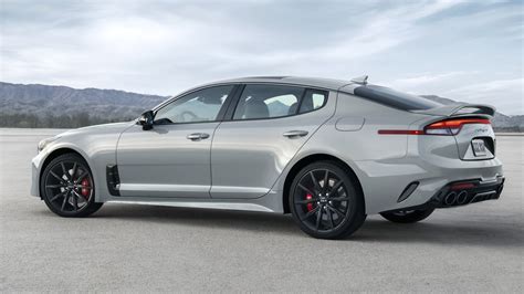 Kia stinger scorpion. The EPA rates the 2023 Stinger GT-Line at 21-22/29-32 mpg city/highway. The Kia Stinger GT2 is the top-spec version and uses a 3.3-liter twin-turbocharged V-6 engine paired with an eight-speed ... 