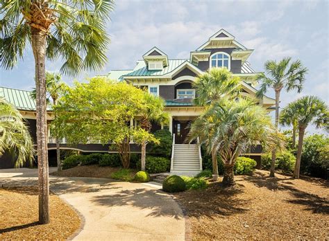 Kiawah island houses for sale. For Sale: 5 beds, 7 baths ∙ 4635 sq. ft. ∙ 9 Eugenia Ave, Kiawah Island, SC 29455 ∙ $18,000,000 ∙ MLS# 23022922 ∙ Welcome to breathtaking tranquility. This stunning custom-built home with its famil... 