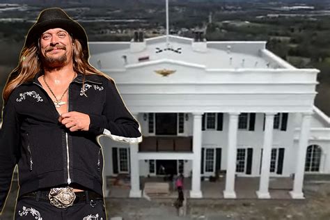 Kid rock house. Hey country fans, Kid Rock announced that his $2.2 million Detroit mansion was up for sale! In this video, we'll be checking out what that house looks like.F... 