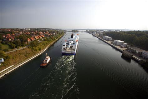 Kiel Mietwagen Bahnhof vergleichen - HAPPYCAR