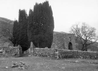 Kilfinnan Burial Ground And Mcdonnell Mausoleum Canmore