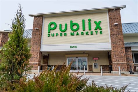 1. Publix Super Market 4.6 (30 reviews) Grocery Beer, Wine & Spirits Delis “This sets the bar very high for other grocery stores. Very helpful friendly staff, spotlessly clean...” more Delivery 2. Harris Teeter 4.0 (27 reviews) Grocery Beer, Wine & Spirits Pharmacy $$ “The deli and fresh foods section is also nicely stocked.. 