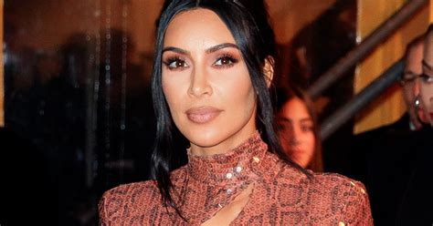 Kim Kardashian Medical Medium On Her Psoriasis Struggle - Refinery29