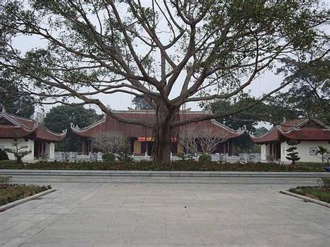 Kim Liên Museum - Wikipedia