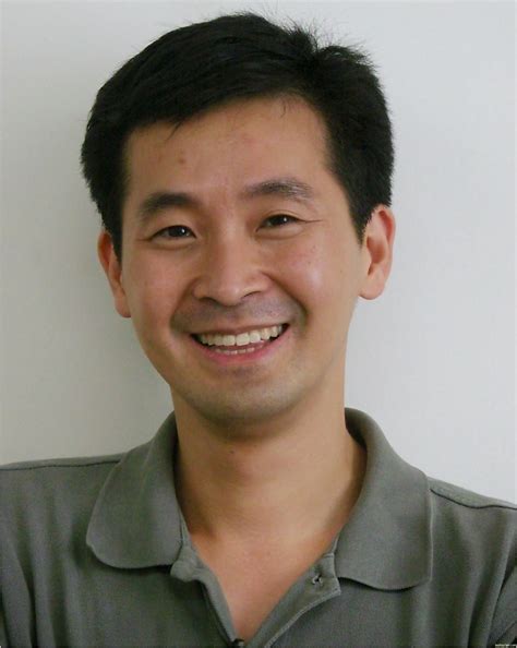 Kim Ung-yong - Wikipedia