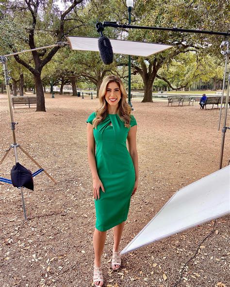 Kim castro khou 11. So excited to share!!!📣🤗 I'm moving Monday - Friday on KHOU 11 News!I'll have the honor of being your 12 PM meteorologist alongside the legendary Shern-Min Chow KHOU I'll also be your 4 PM meteorologist Thursday & Friday with the greatest anchors and friends Rekha Muddaraj KHOU & Ron Treviño KHOU So thankful for this wonderful city that I call my home💛 I can't wait for all ... 