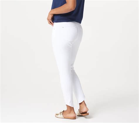 Kim gravel jeans. Re: Anyone know what the Kim Gravel TSV is tonight? Options. 02-11-2023 12:51 PM. This is good and bad for me as I am trying to not buy so much this year so this is good as I don't like jeans. However I do like crops and if it was a colored crop I would be buying as I like Belle's crops that I have so in that case it would be bad because I ... 